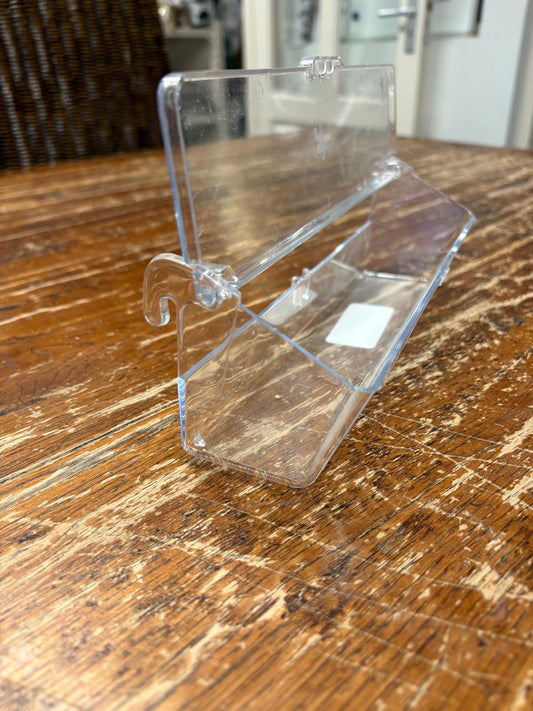 2 GR Voerbak met klep Art 190